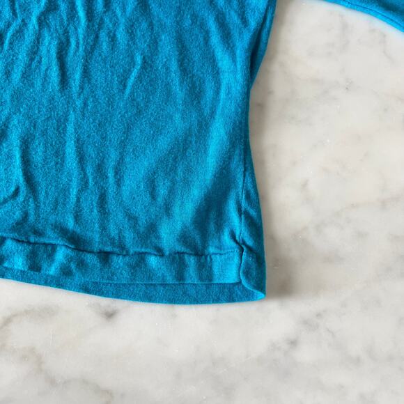 Vintage 70s Girl's Turquoise Flower Appliqué Long Sleeve Mock Neck Shirt - Picture 5 of 6